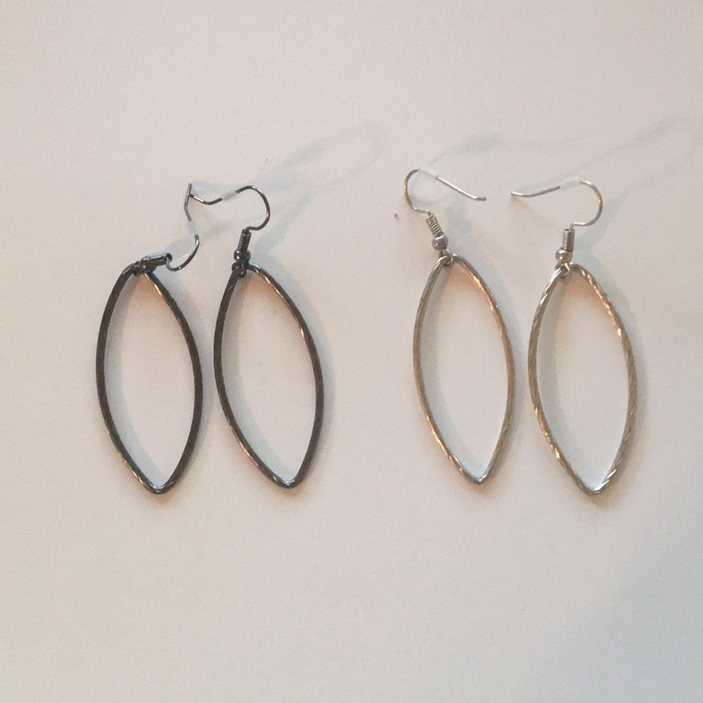 Earring set